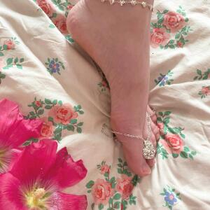 Girly-pieds MYM