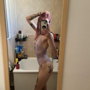 Glamfootyage MYM