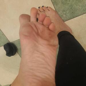 Grace_fulldesire_feet MYM