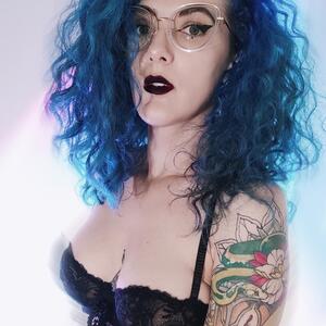 Haelle MYM