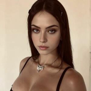 Hanna_loussia MYM