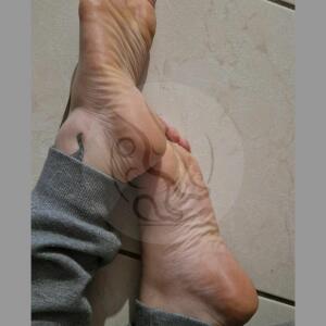 Happy_french_feet MYM
