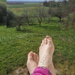 Happy_french_feet MYM