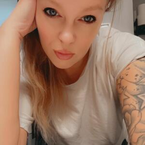 Harleyqueen1986 MYM