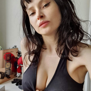 Helene-enmarchenoire MYM