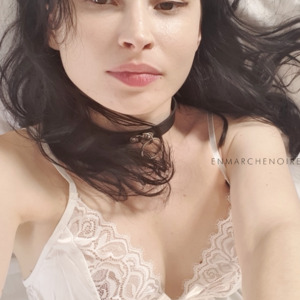 Helene-enmarchenoire MYM