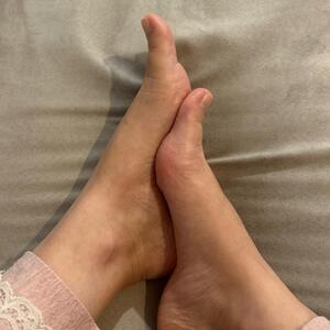 Hellofeet31 MYM