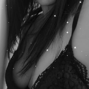 Hot_couple_lui_moi MYM