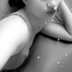 Hot_couple_lui_moi MYM