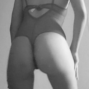 Hot_couple_lui_moi MYM
