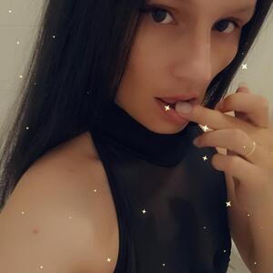 Hot_couple_lui_moi MYM