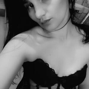 Hot_couple_lui_moi MYM