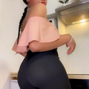 Hotbarbzz MYM