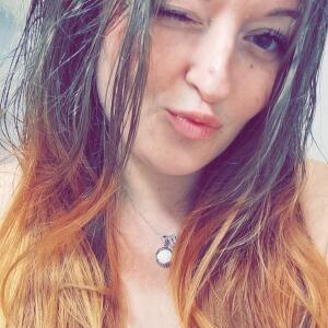 Hotmom18 MYM