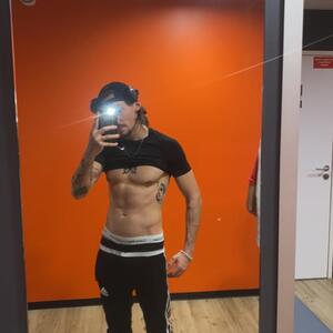Hugovip33 MYM
