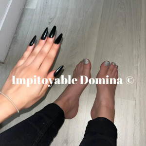 ImpitoyableDomina MYM