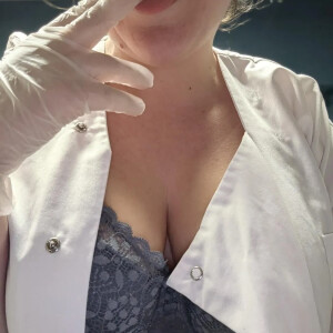 Infirmiere-bbw MYM