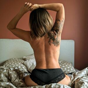 Intimate_caro MYM