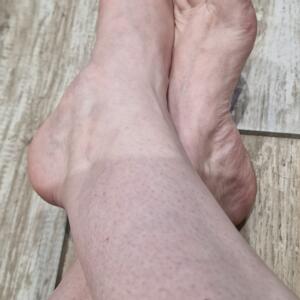 Isa_feet13 MYM
