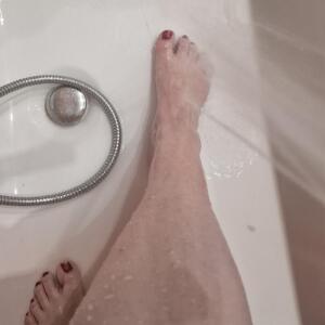Isa_feet13 MYM