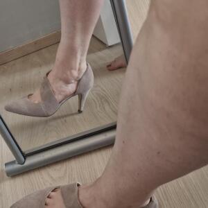 Isa_feet13 MYM