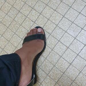 Island_feet_ MYM