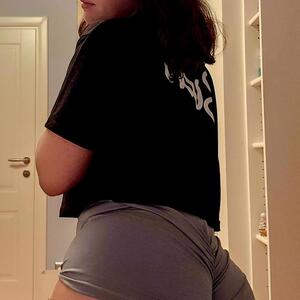 Its_me_melii MYM