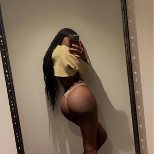 Itsmayaa_ MYM