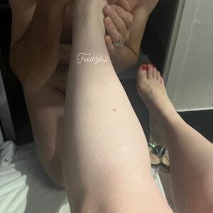 Jenn_feet29 MYM