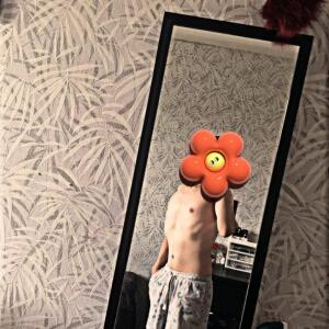 Jeremy_76 MYM
