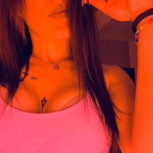 Jolie_brune34 MYM