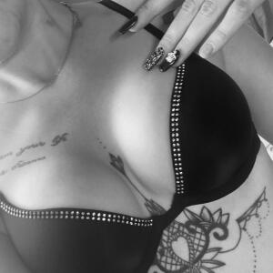 Jolie_brune34 MYM