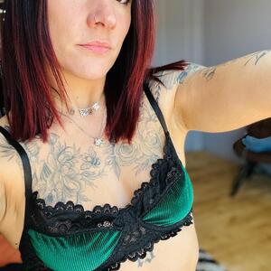 Jolie_garce63 MYM