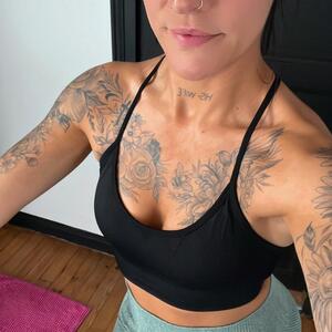 Jolie_garce63 MYM