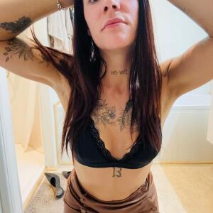 Jolie_garce63 MYM