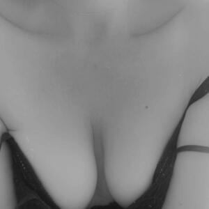 Jolie_m_glamour MYM