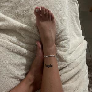 Jolie_pied_du_sud MYM