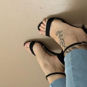 Joliepieds_tess MYM