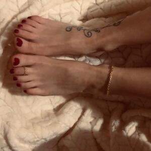 Joliepieds_tess MYM