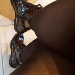 Jolis_pieds_nus MYM