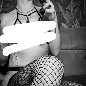 Julia_blacknova MYM