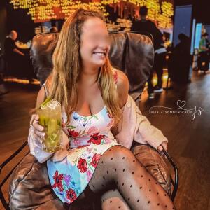 Julia_schwanzgeil MYM