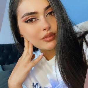 Julia_val MYM