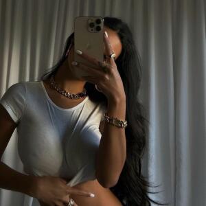 Juliaa_naora MYM