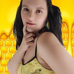 Julialalolita MYM