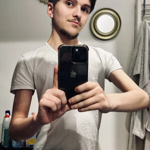 Julian1265 MYM