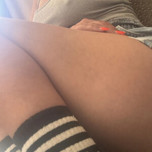 Juliaofficial_ MYM