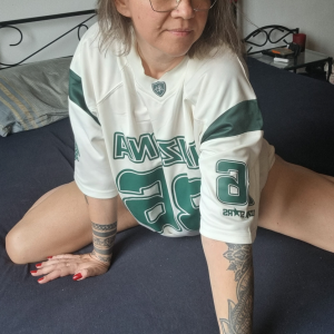 Julie11_ MYM