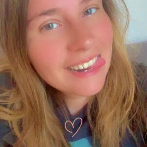 Julie37_ MYM