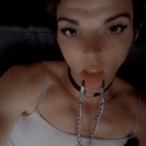 Julie_bellule MYM